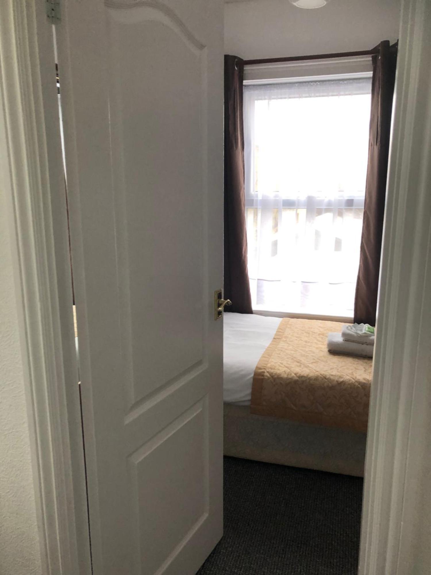 Fairways Guest House كامبريدج المظهر الخارجي الصورة